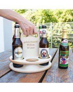 Houten bierhouder met personalisatie